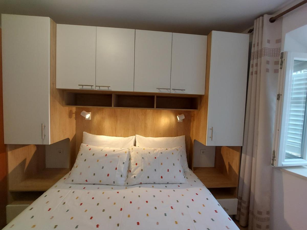 Guest House Korunic كورتْشولا المظهر الخارجي الصورة